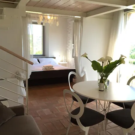 Agriturismo Pratellisei Çiftlik konaklama *