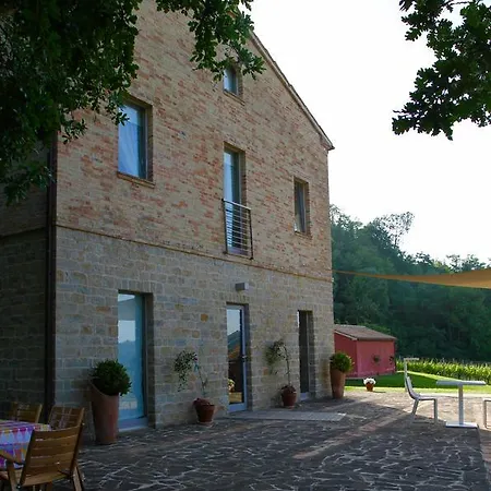 Agriturismo Pratellisei Çiftlik konaklama *